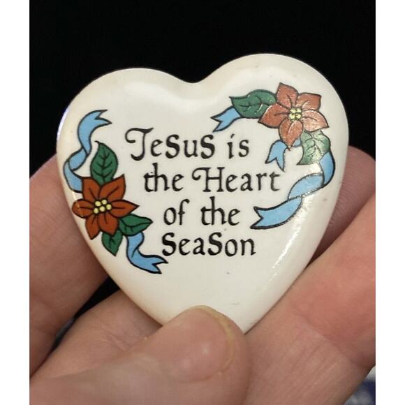Other - 1994 House of Lloyd Vintage Pin Jesus is the Heart of the Season 1.5"